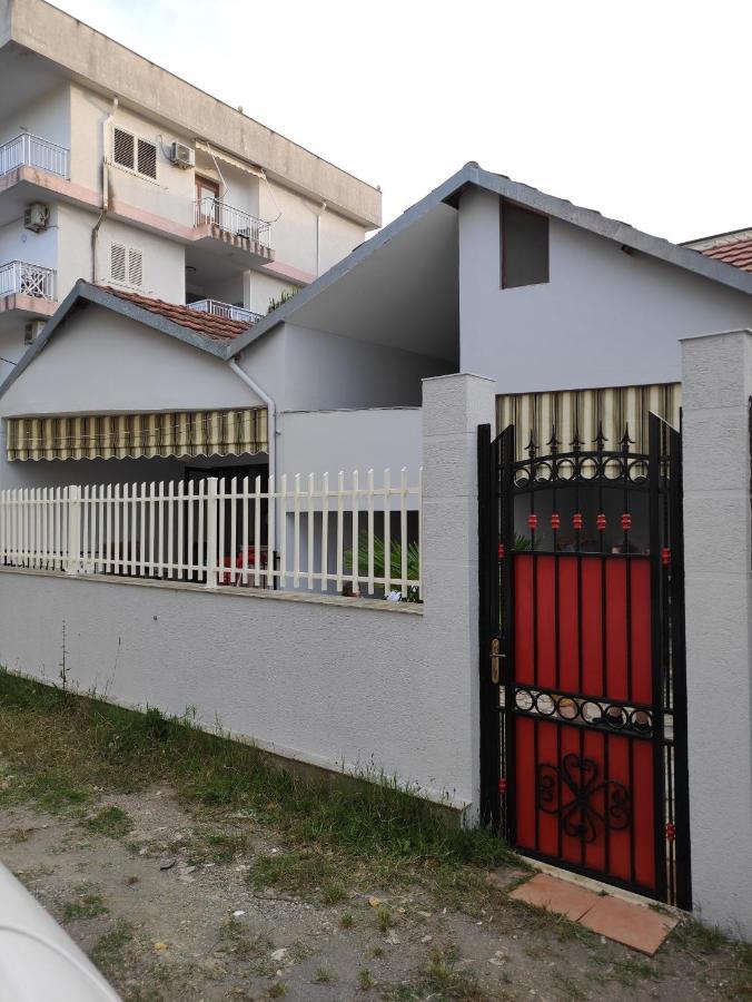 Klea Rooms Velipojë Dış mekan fotoğraf