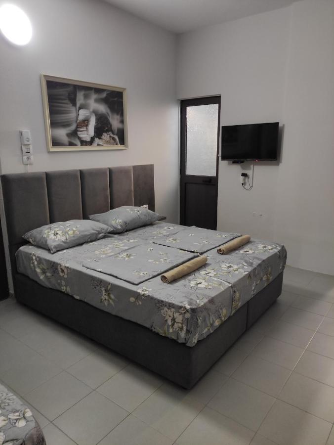 Klea Rooms Velipojë Dış mekan fotoğraf