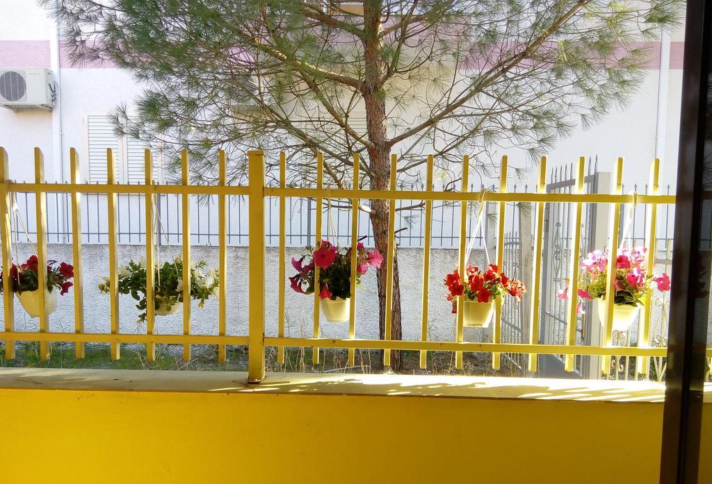 Klea Rooms Velipojë Dış mekan fotoğraf